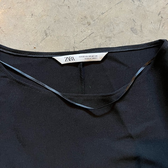 Zara dress - Picture 2 of 3